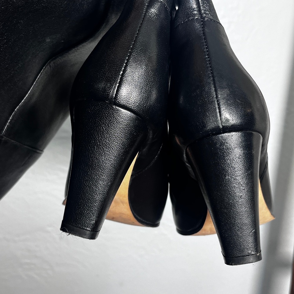 Kate Spade New York Black Leather Tall Boots Gold Button Red Lining 8M Brazil - Picture 10 of 12